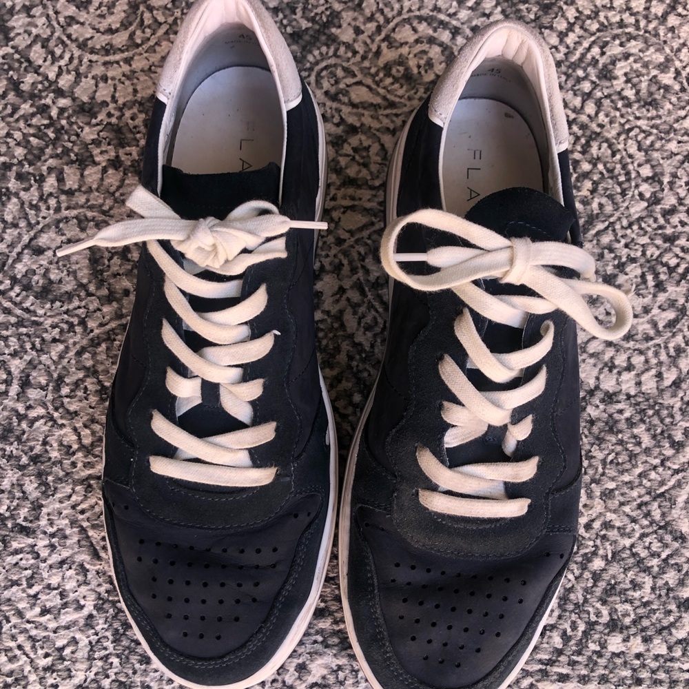 FLANNEL Men's Klein Navy and White Low-Top Casual Sneakers